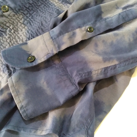 Giorgio Armani Men's button shirt size xxl - Picture 5 of 5